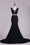 2024 Lace Prom Dresses V Neck Mermaid With Beading Court Train Open PYEST3HE