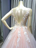 Charming Ball Gown V Neck Tulle Lace Appliques Prom Dresses, Evening STI15625
