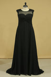 2024 Plus Size Black Evening Dresses A Line Scoop Cap Sleeves Chiffon With Applique And PX6GASL1