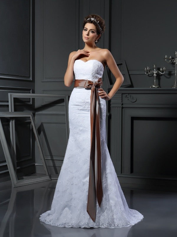 Sheath/Column Sweetheart Applique Sleeveless Long Net Wedding Dresses TPP0006778