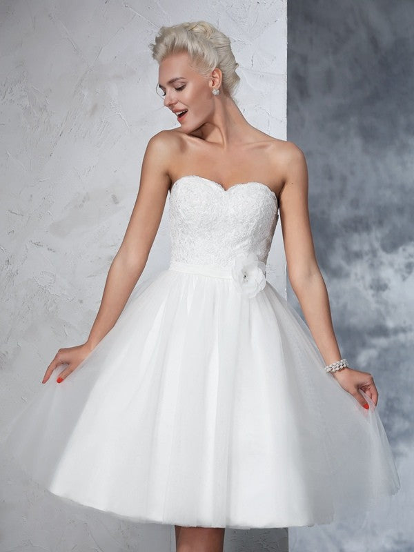 A-Line/Princess Sweetheart Hand-made Flower Sleeveless Short Net Wedding Dresses TPP0006693