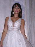 A-Line/Princess V-neck Tulle Sleeveless Applique Sweep/Brush Train Wedding Dresses TPP0006024